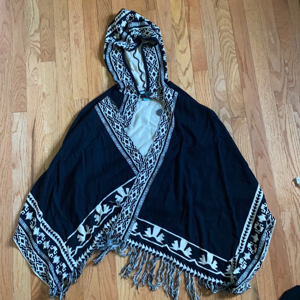Button shawl with Hood